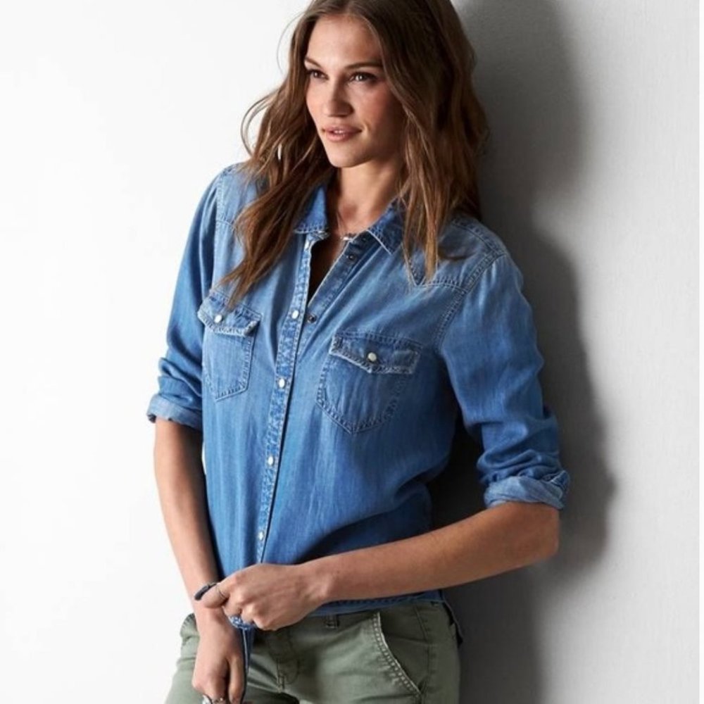 AE Jean Top